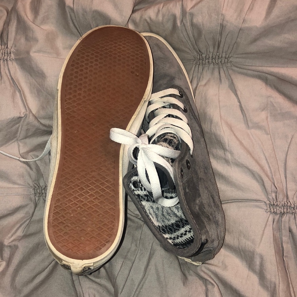 Vans - Picture 4 of 4